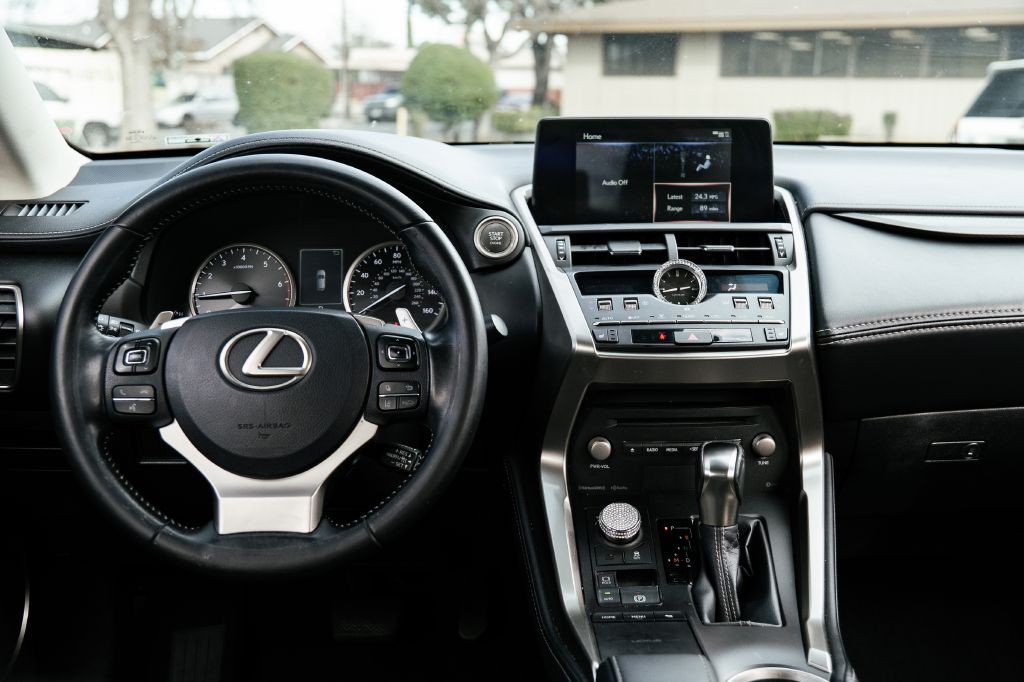 2018 Lexus NX Image 24