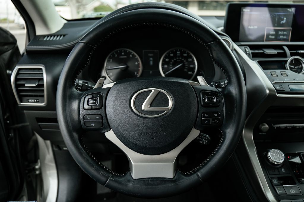 2018 Lexus NX Image 33
