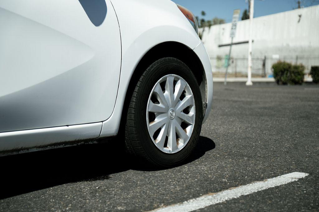 2016 Nissan Versa Image 17