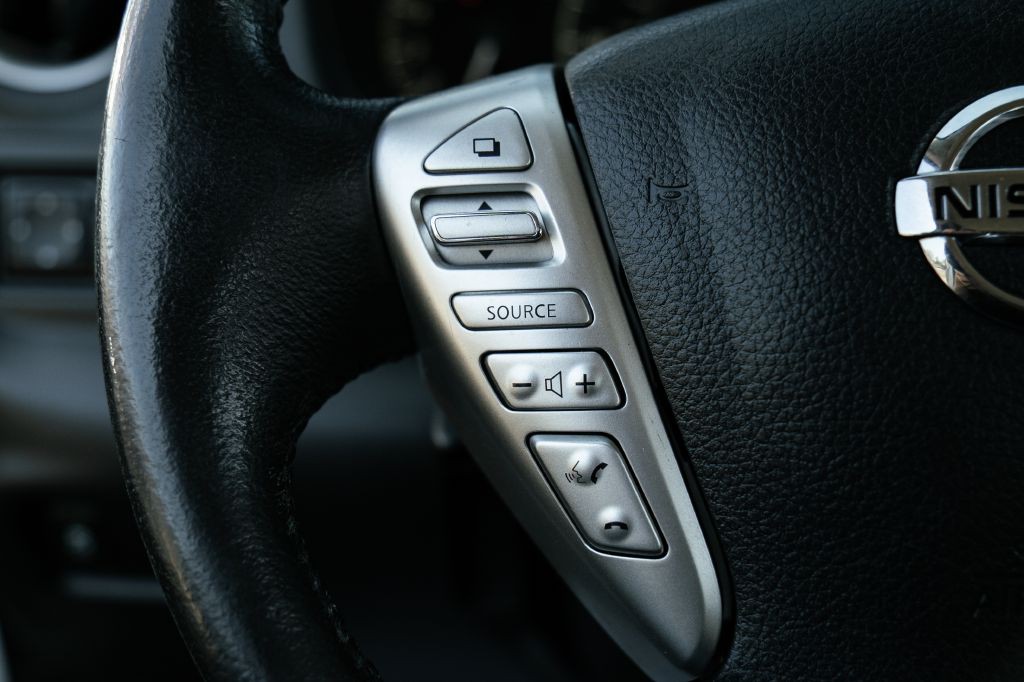 2016 Nissan Versa Image 31