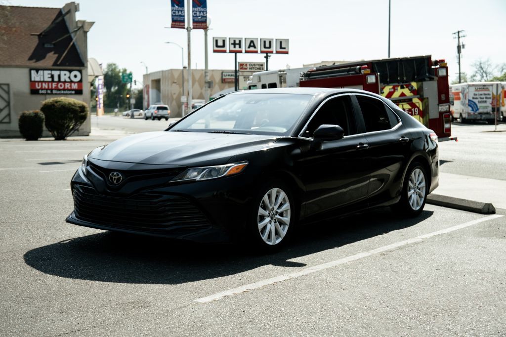 2019 Toyota Camry Image 4