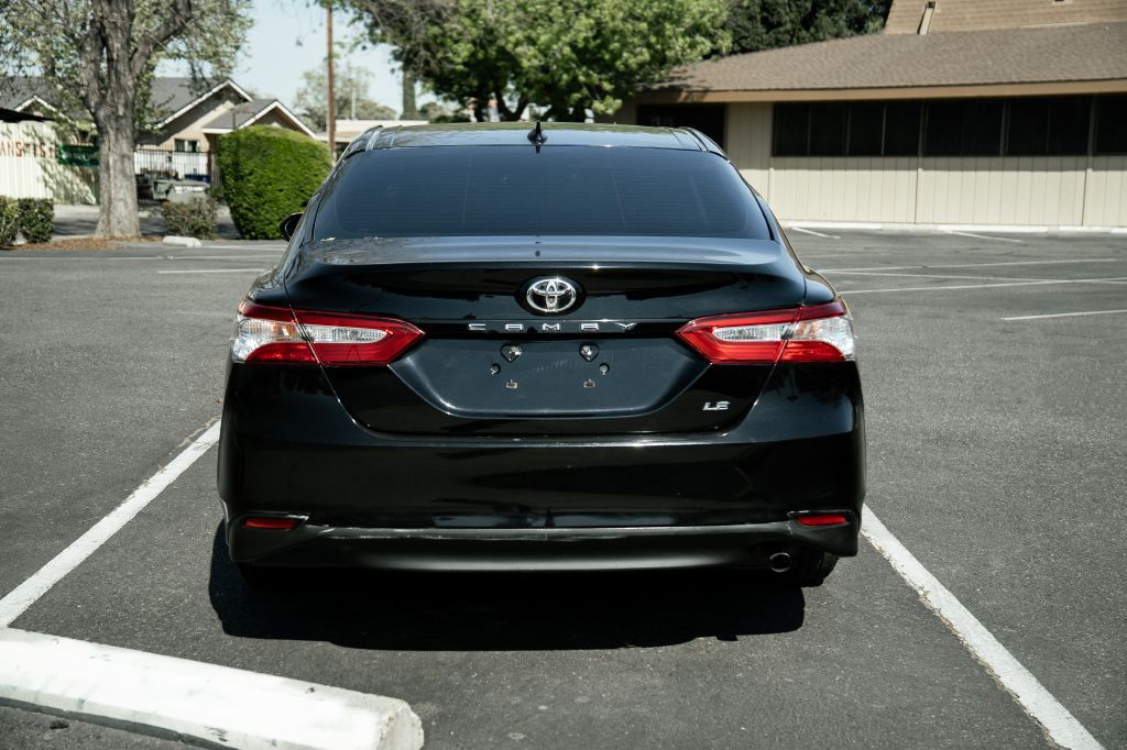 2019 Toyota Camry Image 7
