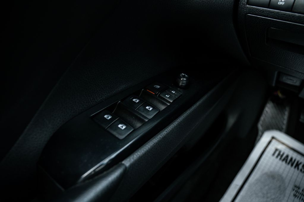 2019 Toyota Camry Image 24