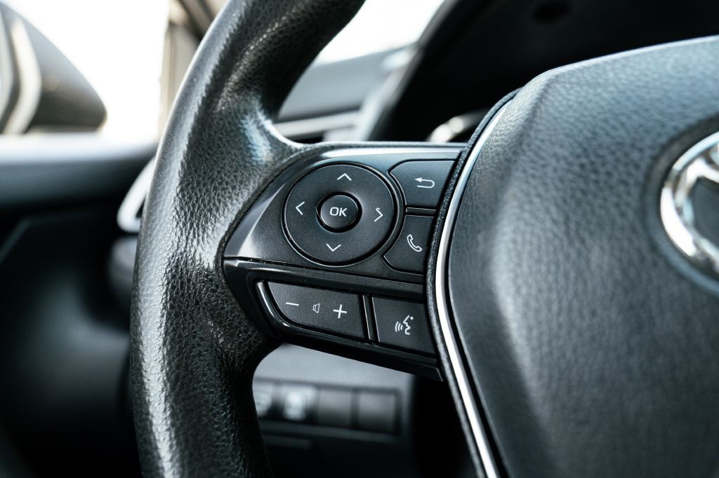 2019 Toyota Camry Image 27