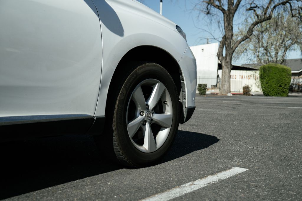 2013 Lexus RX Image 16