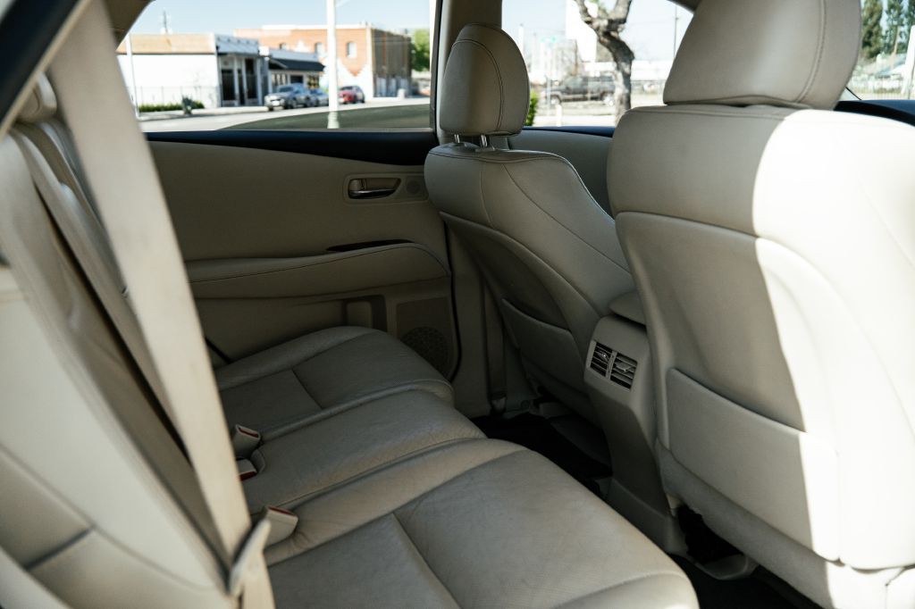 2013 Lexus RX Image 23