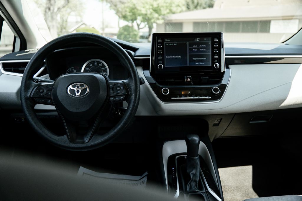 2020 Toyota Corolla Image 17