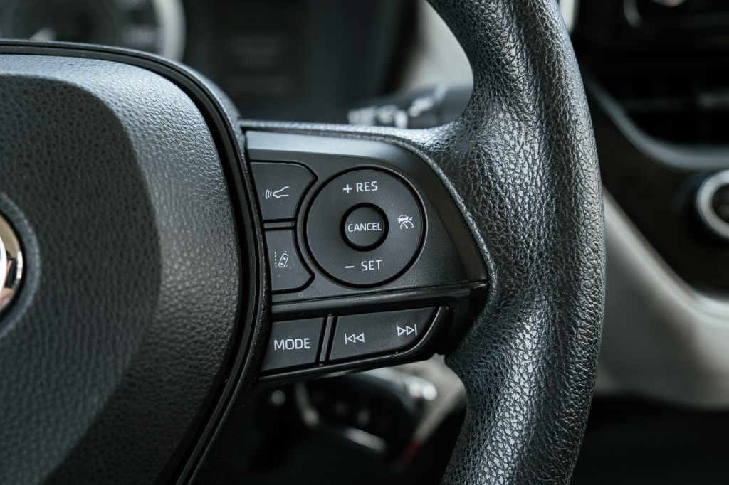 2020 Toyota Corolla Image 23