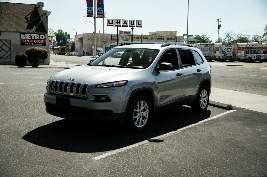 2017 Jeep Cherokee Image 4