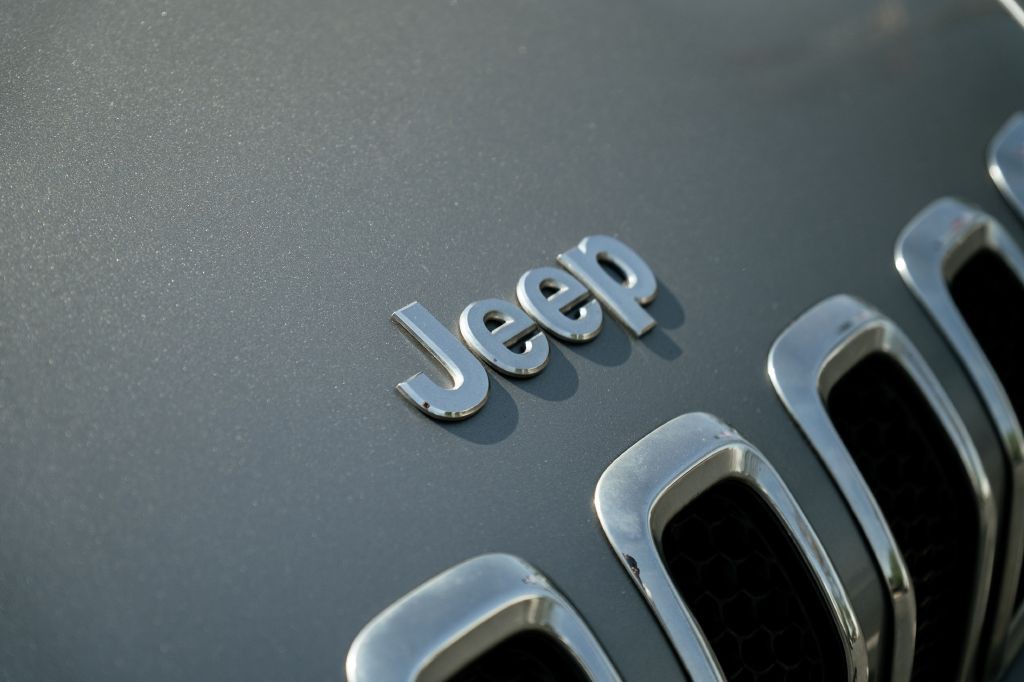 2017 Jeep Cherokee Image 11