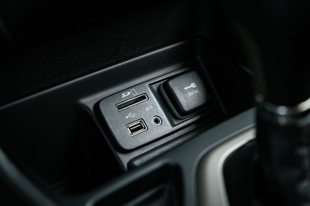 2017 Jeep Cherokee Image 36