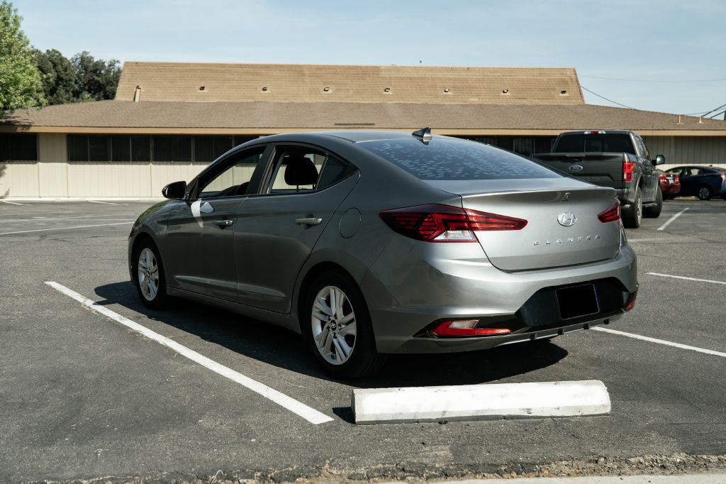 2019 Hyundai Elantra Image 7