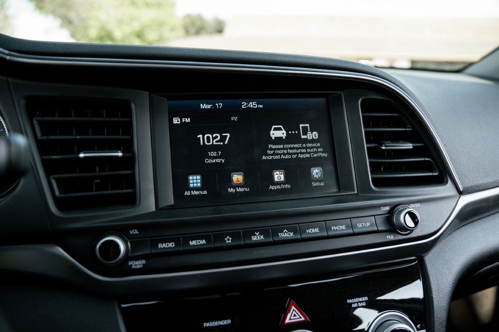 2019 Hyundai Elantra Image 33