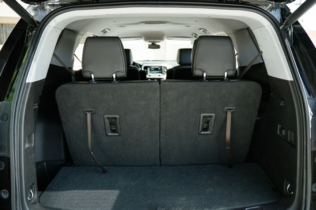 2019 GMC Acadia Image 26