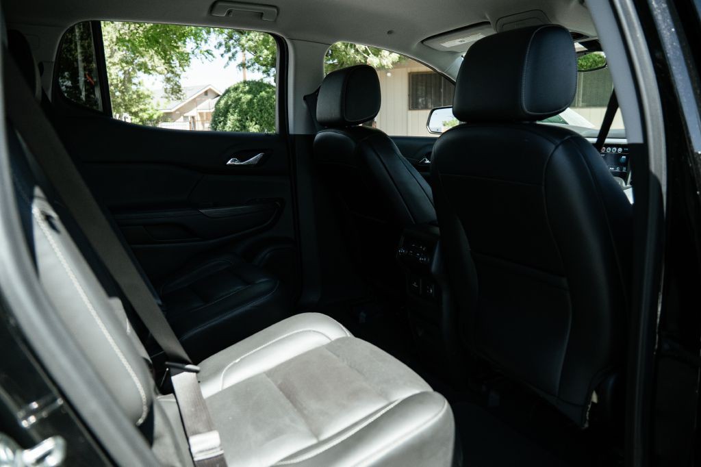 2019 GMC Acadia Image 27