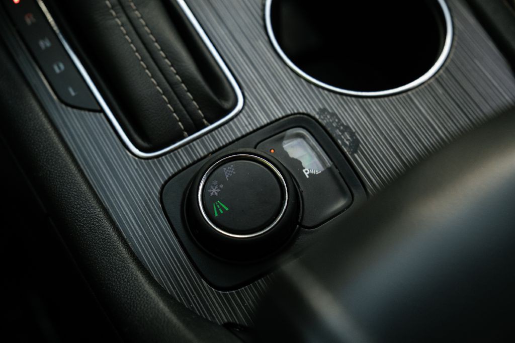 2019 GMC Acadia Image 43