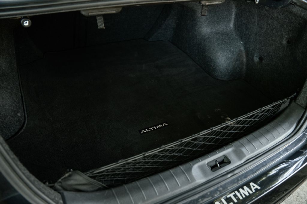 2019 Nissan Altima Image 25