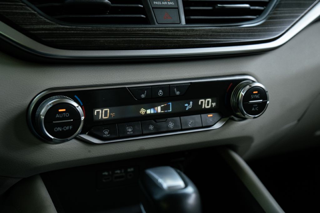 2019 Nissan Altima Image 43