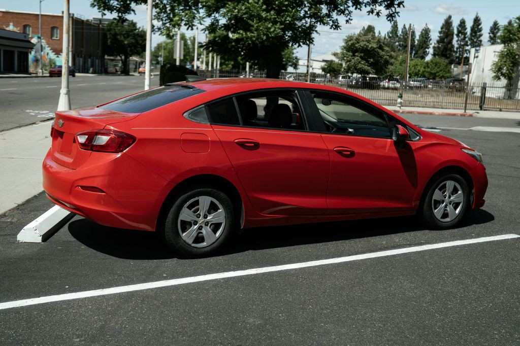 2018 Chevrolet Cruze Image 9