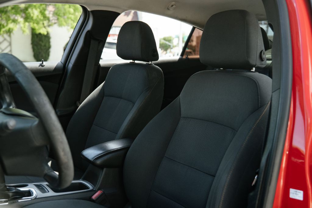 2018 Chevrolet Cruze Image 16