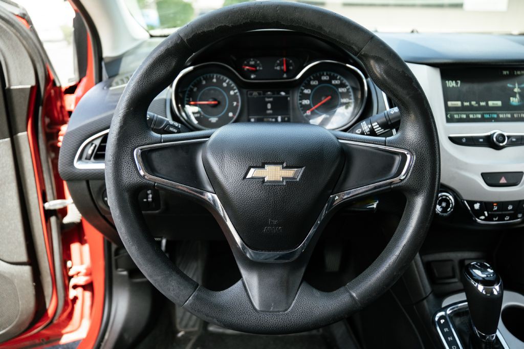 2018 Chevrolet Cruze Image 26