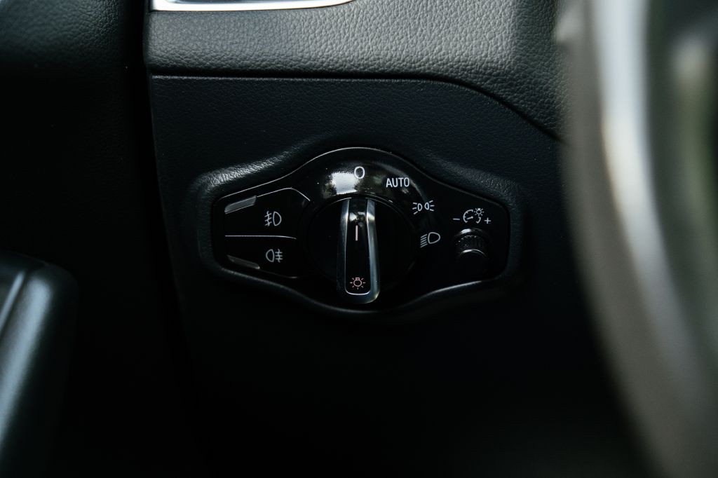 2013 Audi Q5 Image 30