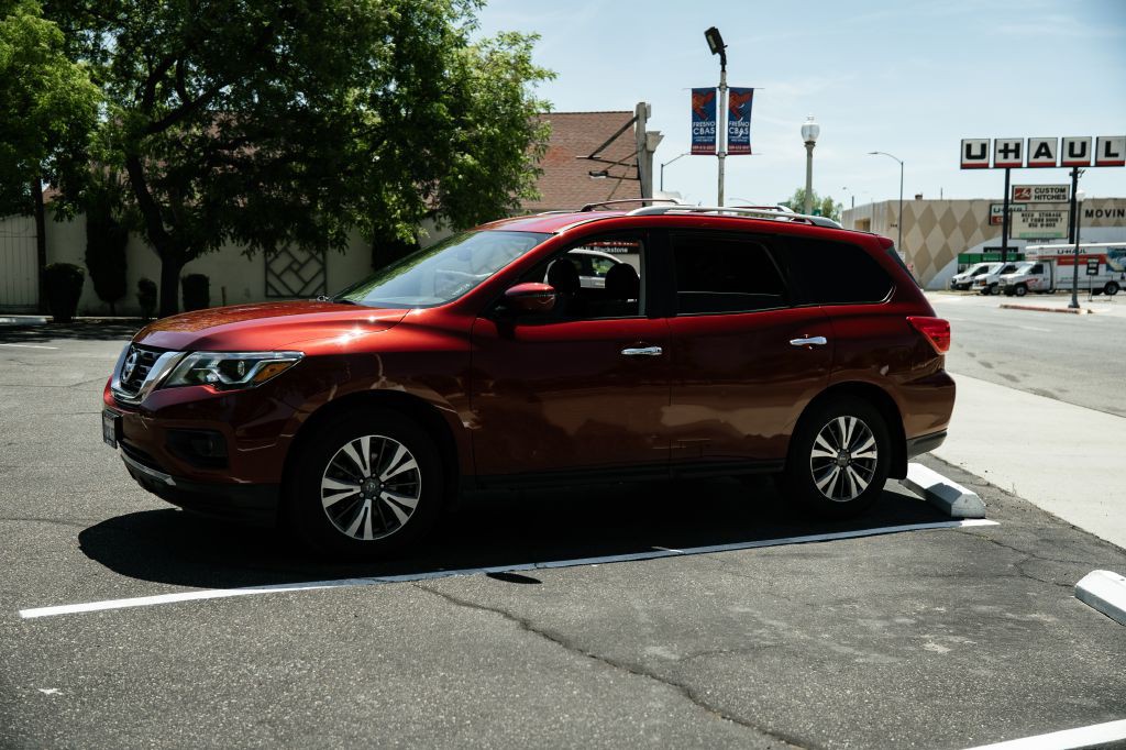 2020 Nissan Pathfinder Image 5