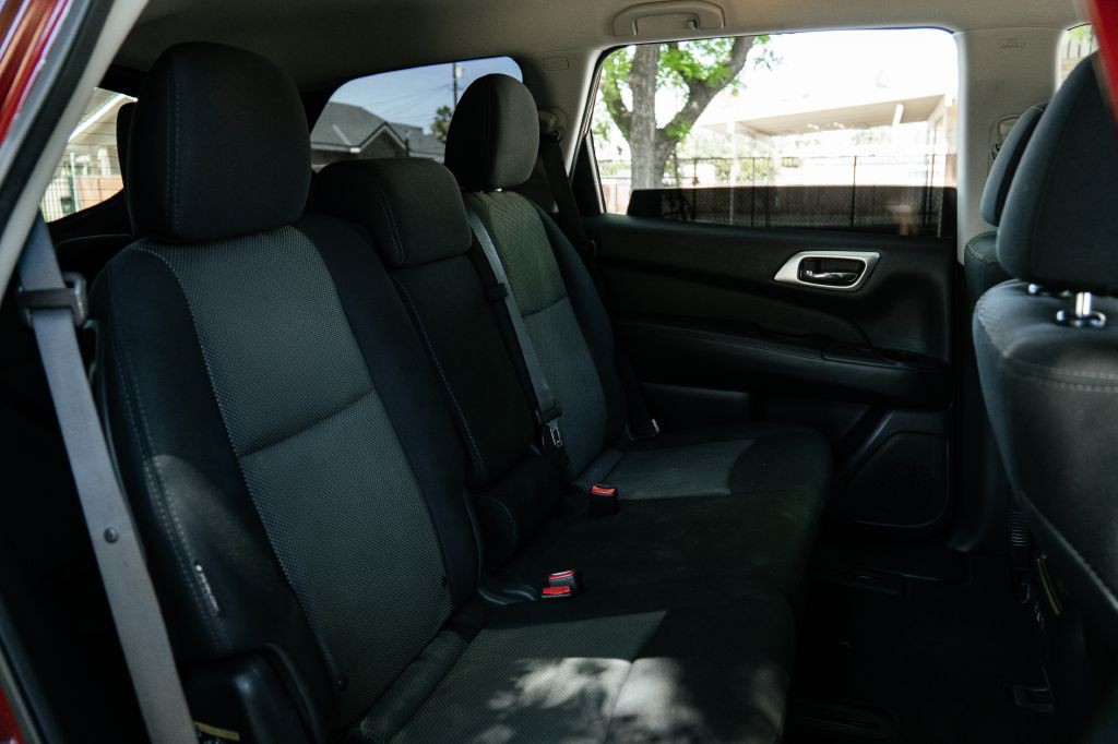 2020 Nissan Pathfinder Image 26