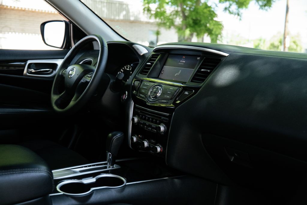 2020 Nissan Pathfinder Image 27