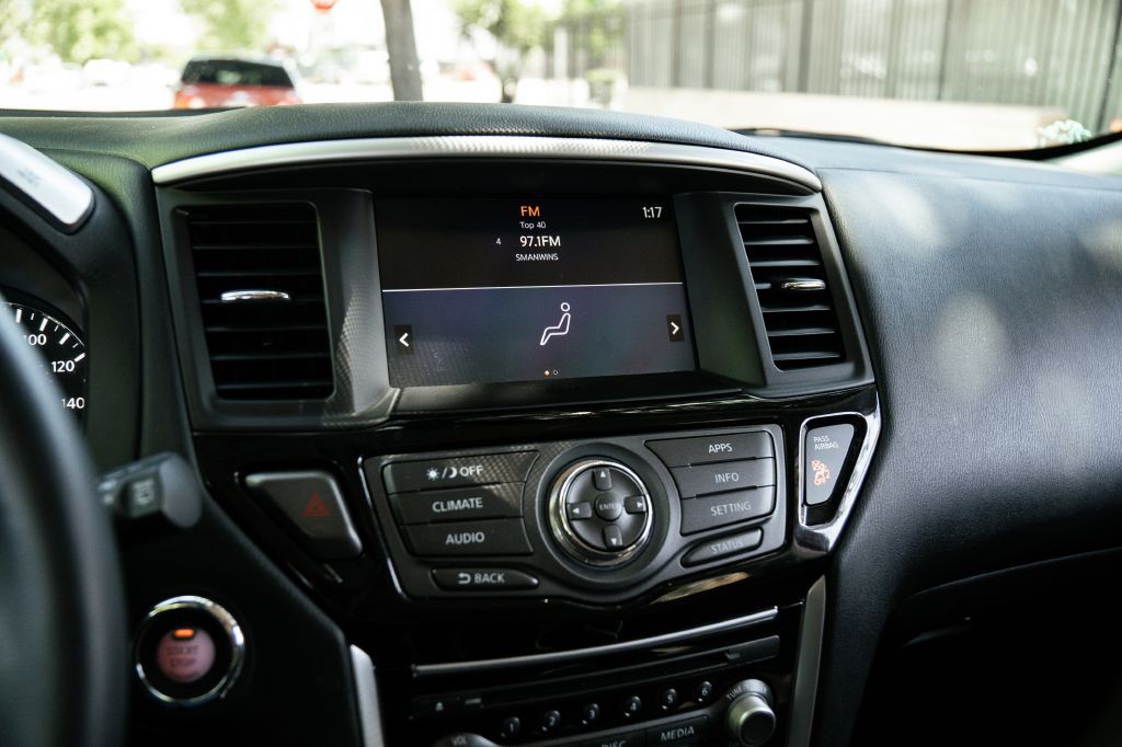 2020 Nissan Pathfinder Image 39
