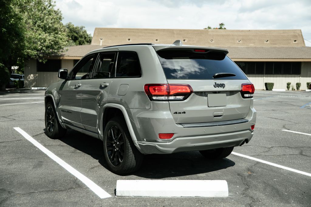 2020 Jeep Grand Cherokee Image 7