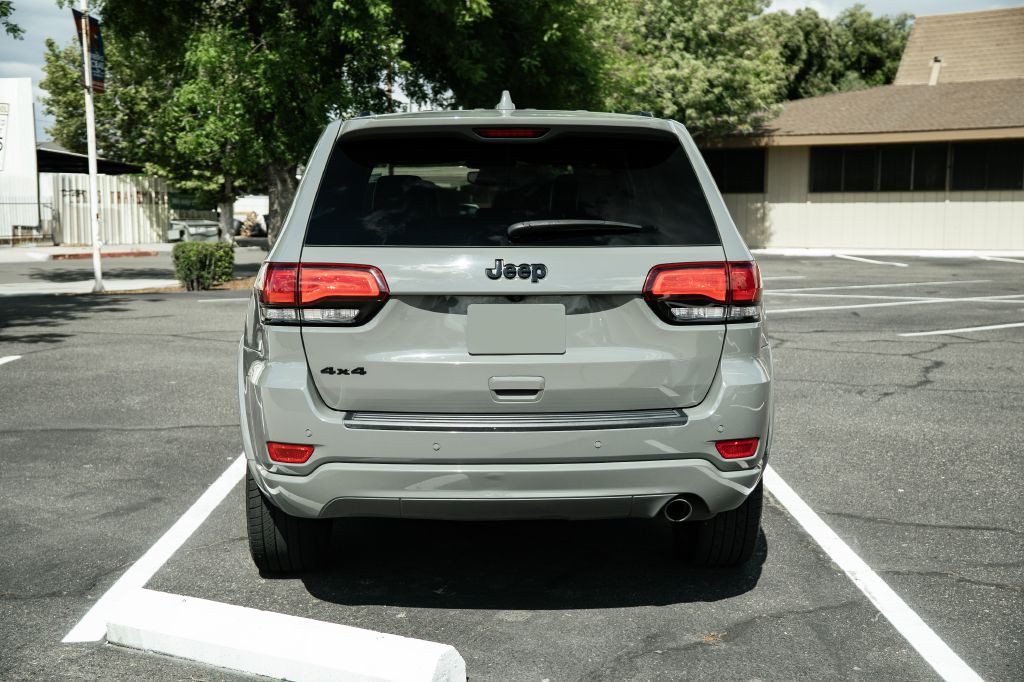 2020 Jeep Grand Cherokee Image 8
