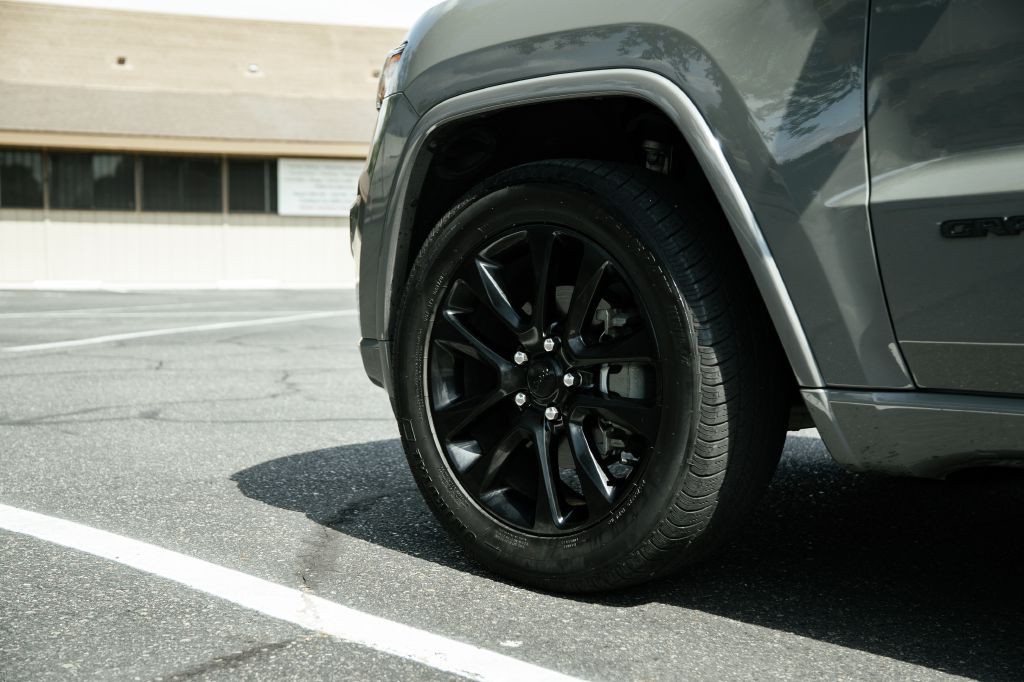 2020 Jeep Grand Cherokee Image 14