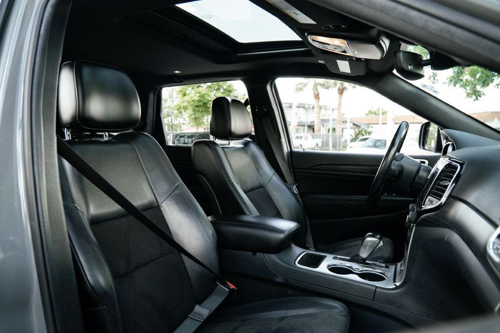 2020 Jeep Grand Cherokee Image 30