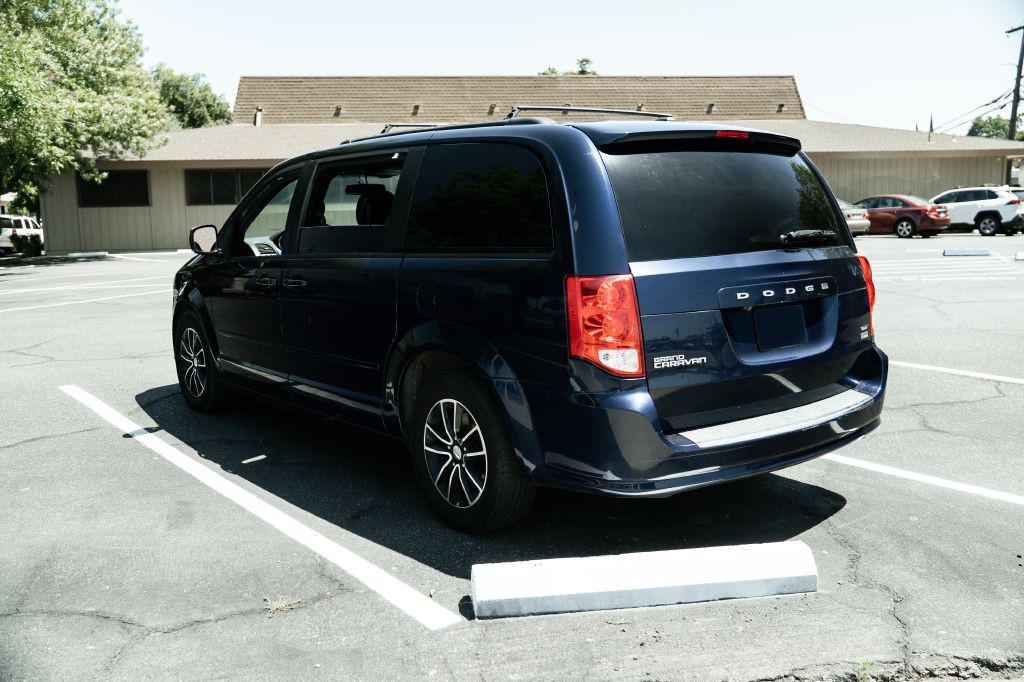2017 Dodge Grand Caravan Image 7