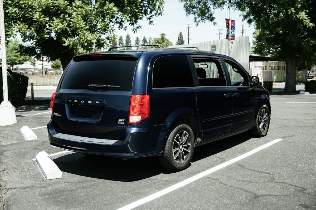 2017 Dodge Grand Caravan Image 9