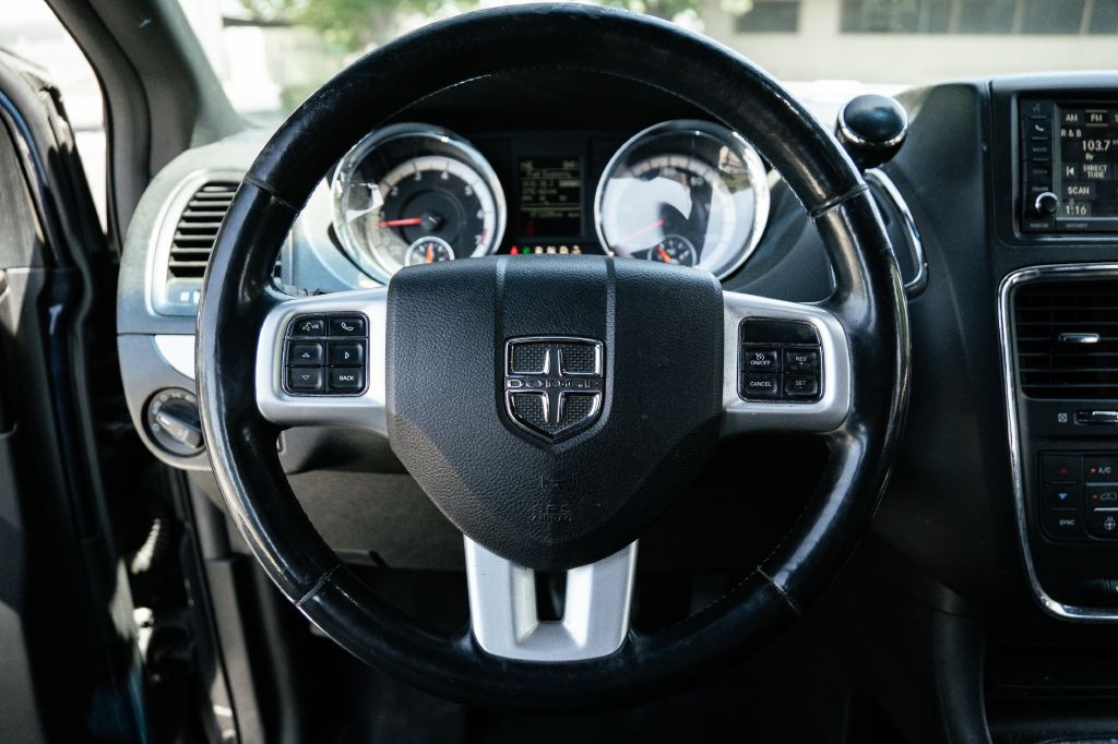 2017 Dodge Grand Caravan Image 28