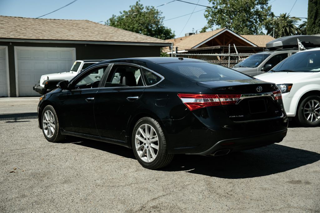 2014 Toyota Avalon Image 7