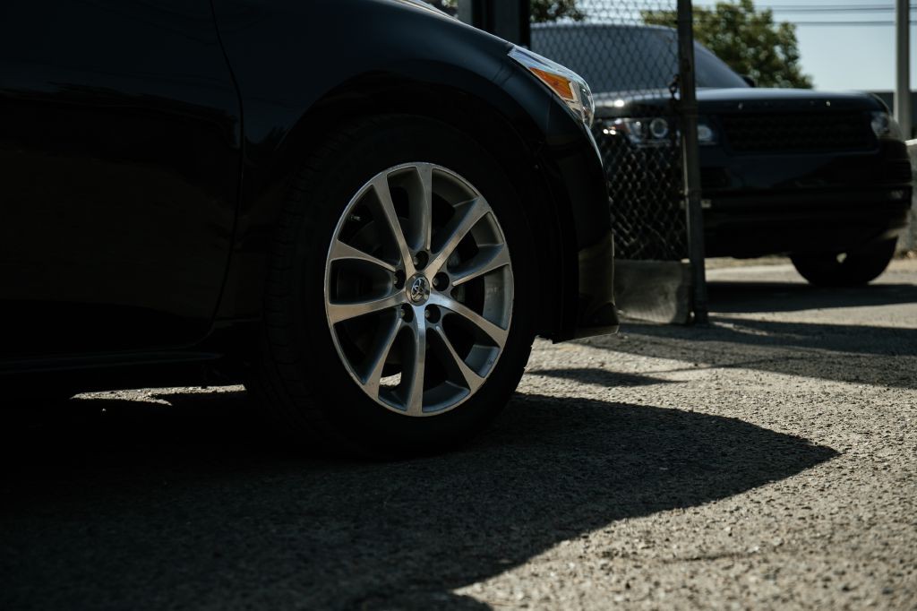 2014 Toyota Avalon Image 15
