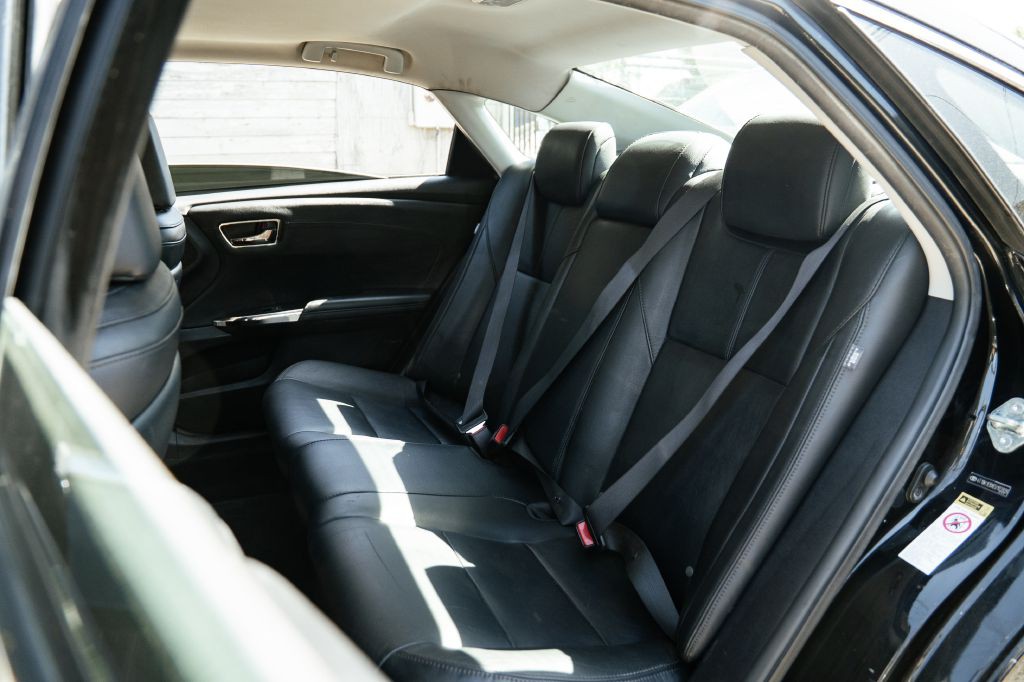 2014 Toyota Avalon Image 19
