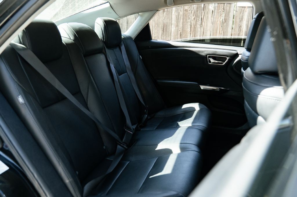 2014 Toyota Avalon Image 23