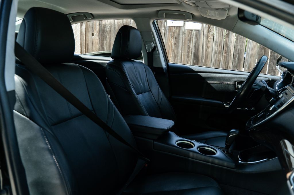 2014 Toyota Avalon Image 25