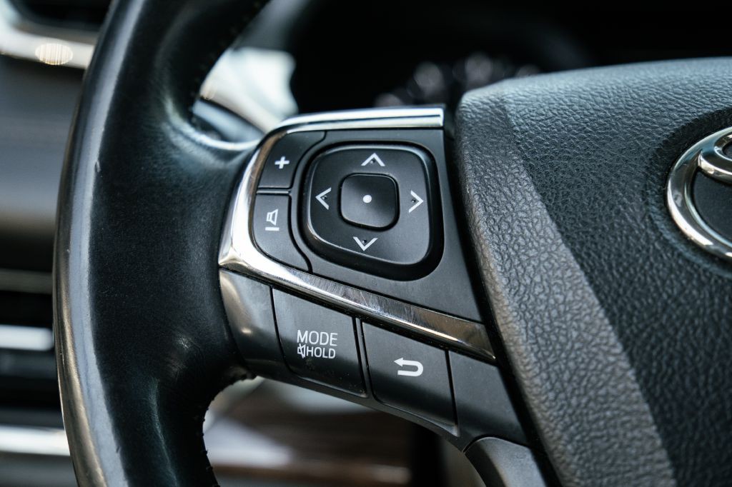 2014 Toyota Avalon Image 31
