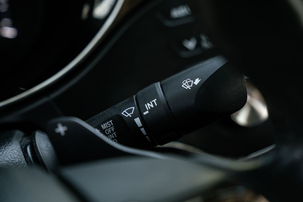 2014 Toyota Avalon Image 33