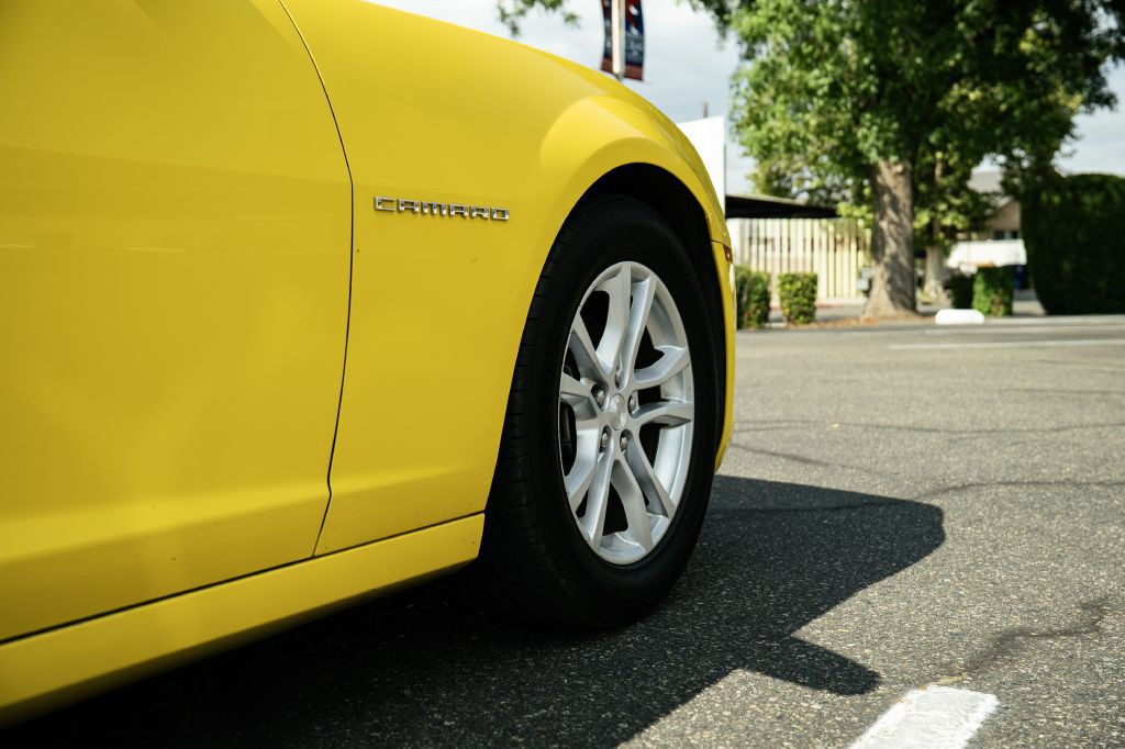 2014 Chevrolet Camaro Image 16