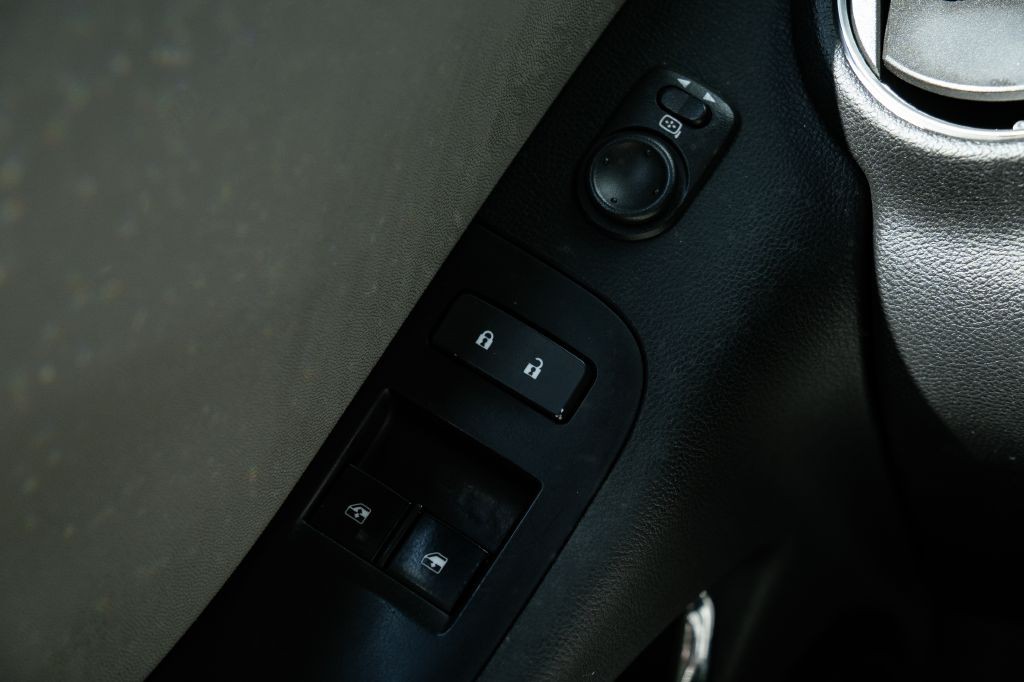 2014 Chevrolet Camaro Image 22