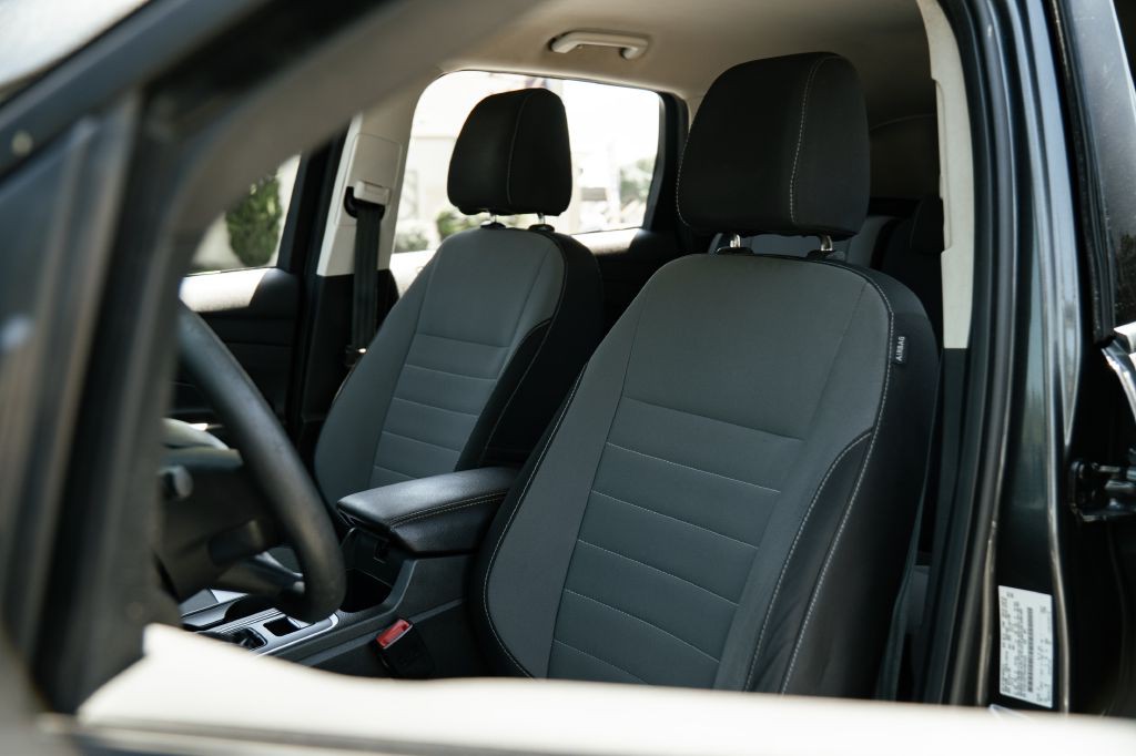 2017 Ford Escape Image 17