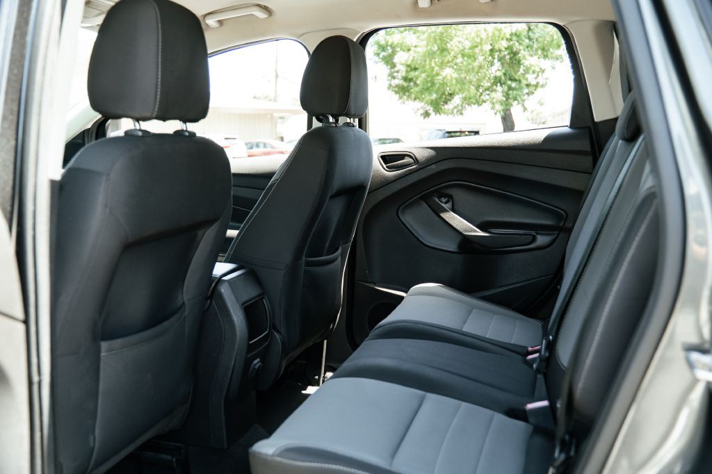 2017 Ford Escape Image 18