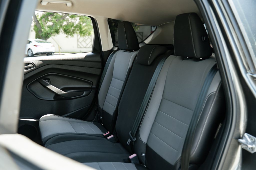 2017 Ford Escape Image 19