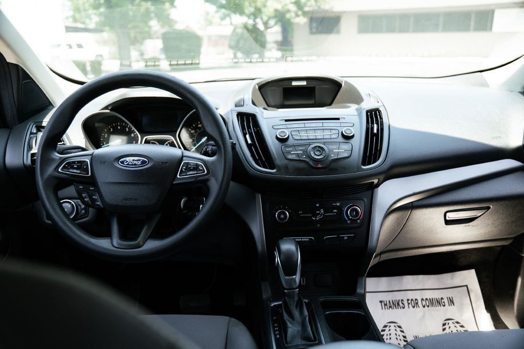 2017 Ford Escape Image 20